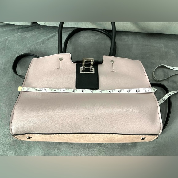 Nice ELEGANT SPACIOUS tote 🌷🌷 - Picture 7 of 13